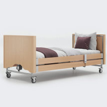 Opera® Classic Profiling Bed Enclosed With Rails - Beech